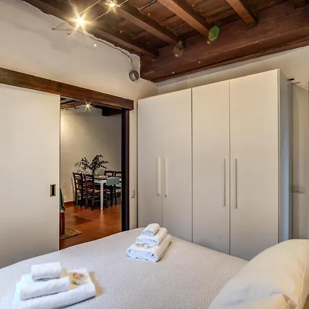 Apartment Casa Giglio Campo Di Fiori Rome