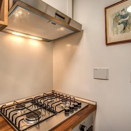 Casa Giglio Campo Di Fiori Apartment *