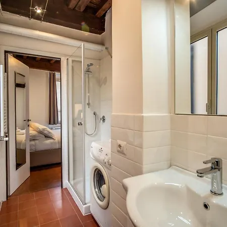 Casa Giglio Campo Di Fiori Apartment